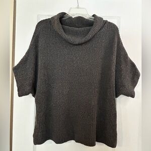 Pact short sleeve cowl neck oversized sweater OS